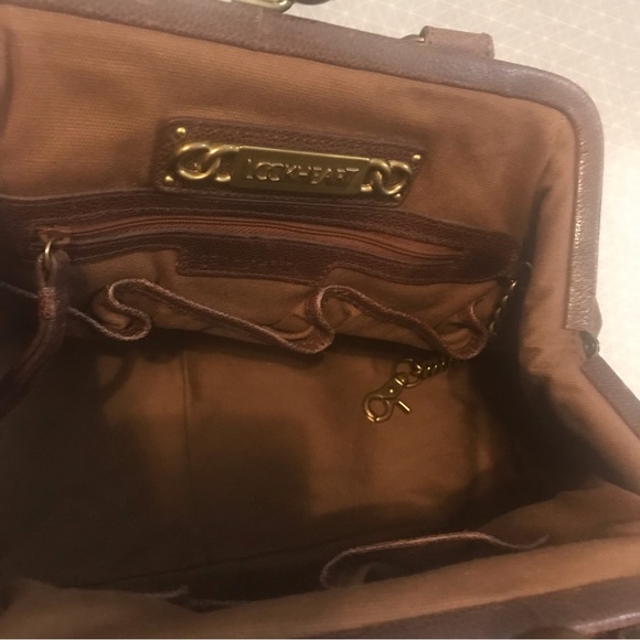 Lockheart Brown Leather Kisslock Convertible Satchel - Picture 12 of 13